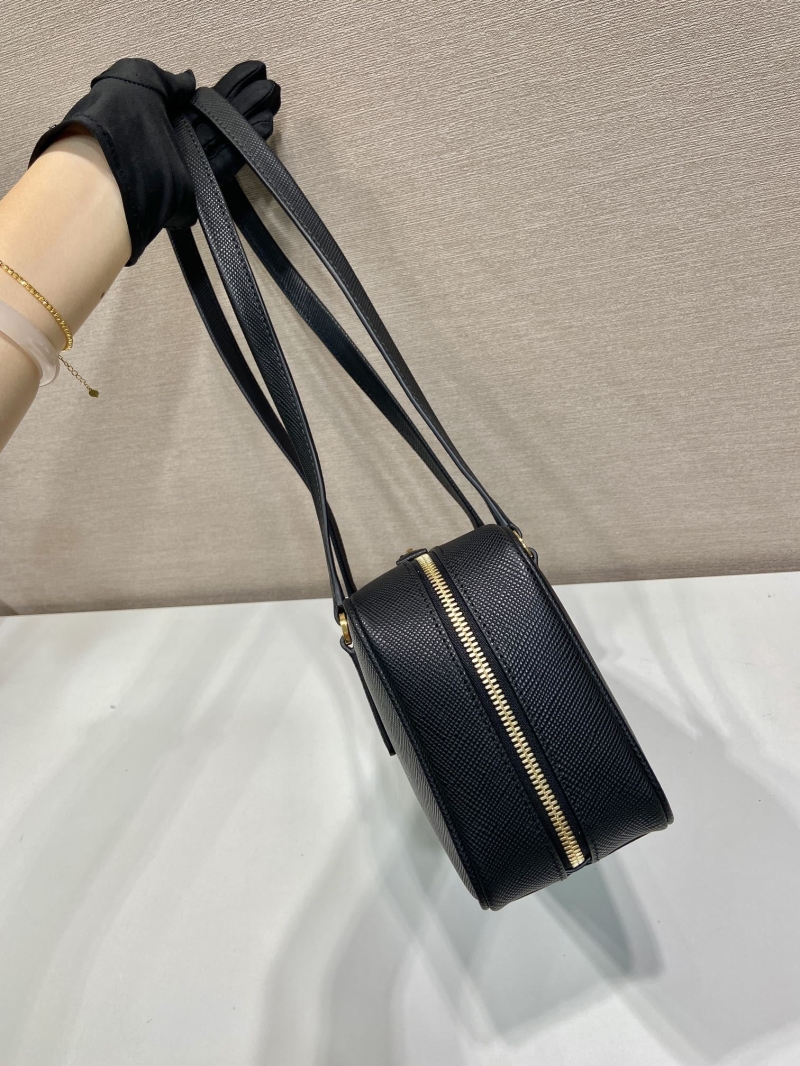 Pra*a top handle bags